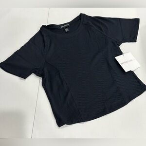 Beyond Yoga Women's Large Silhouette Cropped Tee Black NWT RIbbed Fabric